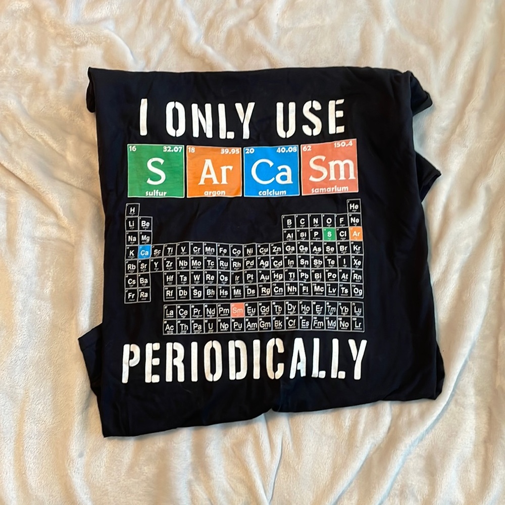 Novelty science tshirt, unisex size L, EUC